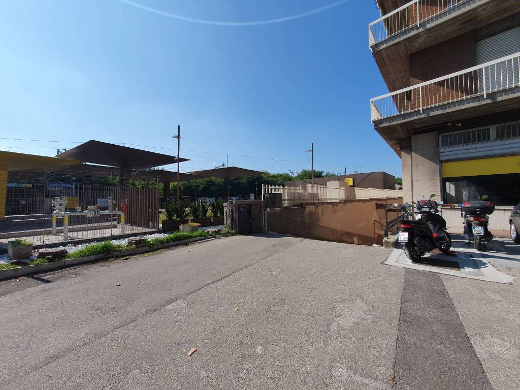 Box / garage a Verona in Via Franco Faccio - Foto 2
