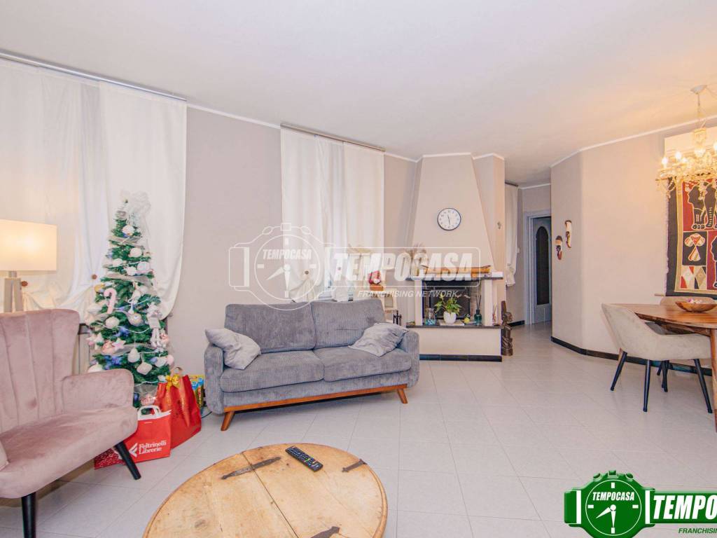 Appartamento a Voghera in Via della Piazza - Foto 2