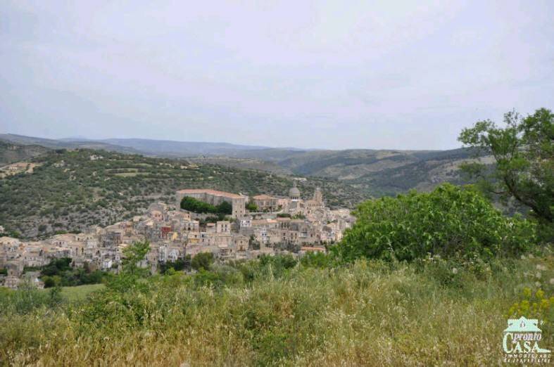 Villa a Ragusa in C.DA PETRULLI - Foto 2