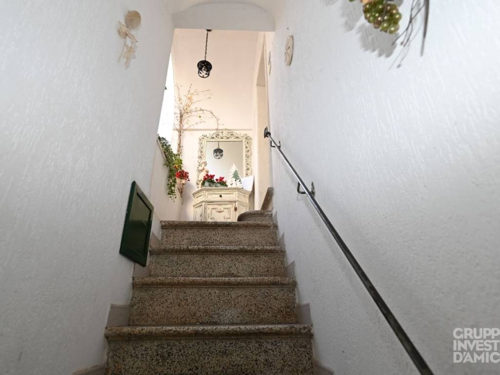 Casa indipendente a Cisternino in Via Tarantini - Foto 2