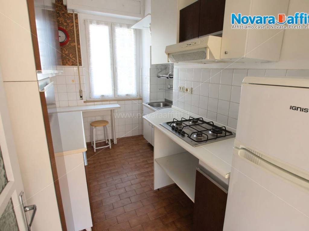 Appartamento a Novara in Via Vignale - Foto 5
