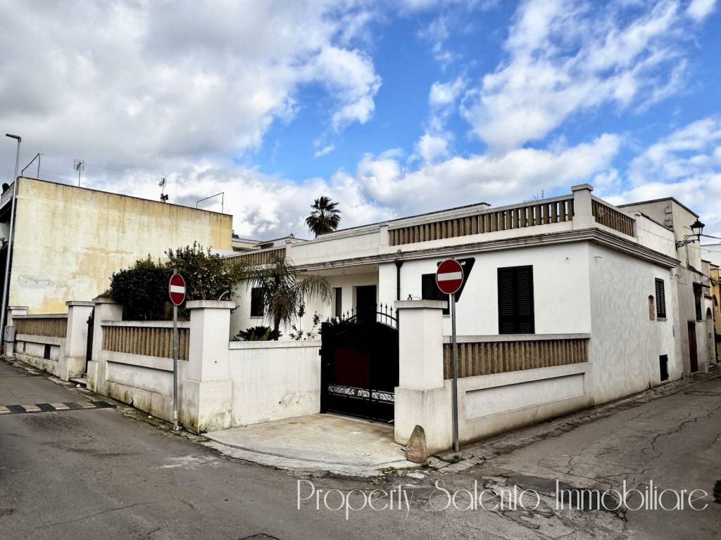 Villa a Taurisano in Via Alessandro Manzoni, 28 - Foto 4
