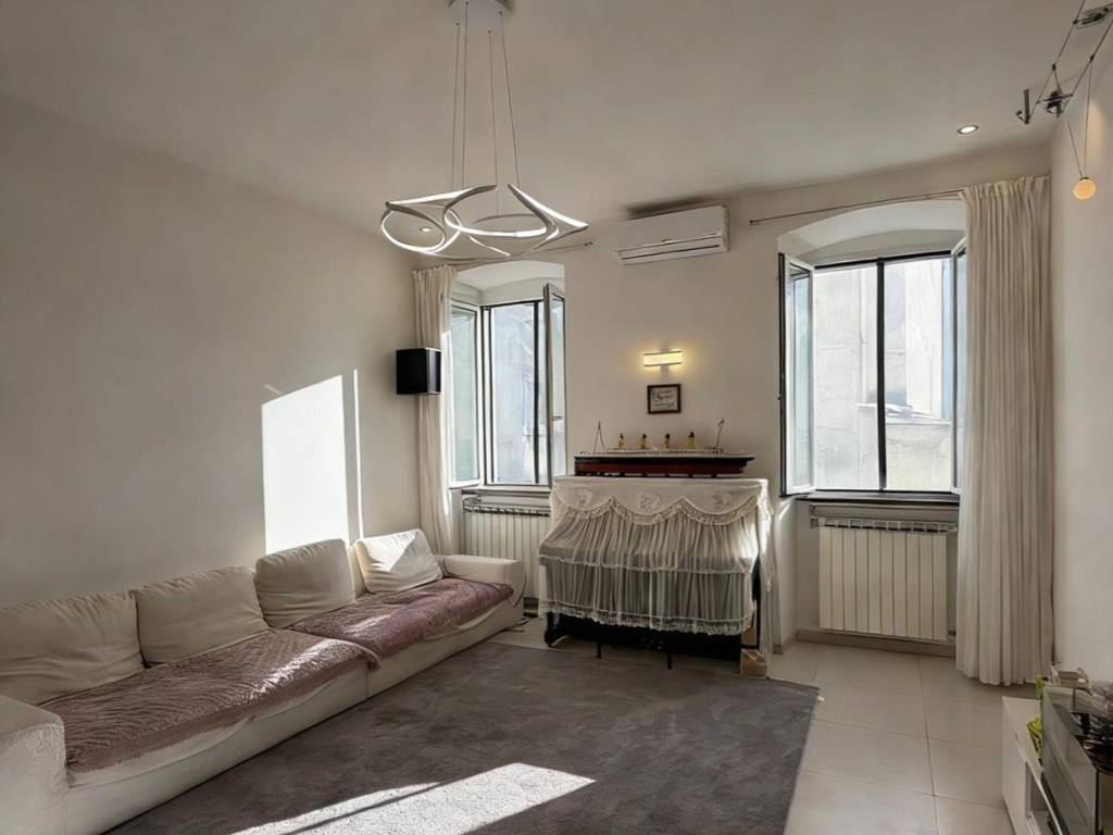 Appartamento a Trieste in Via Giosuè Carducci, 10 - Foto 3