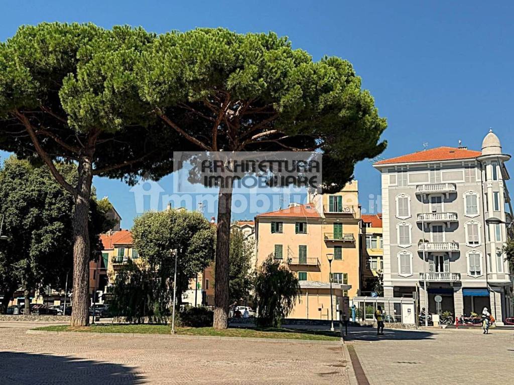Appartamento a Vado ligure in VIA PANCALDO, 5 - Foto 2