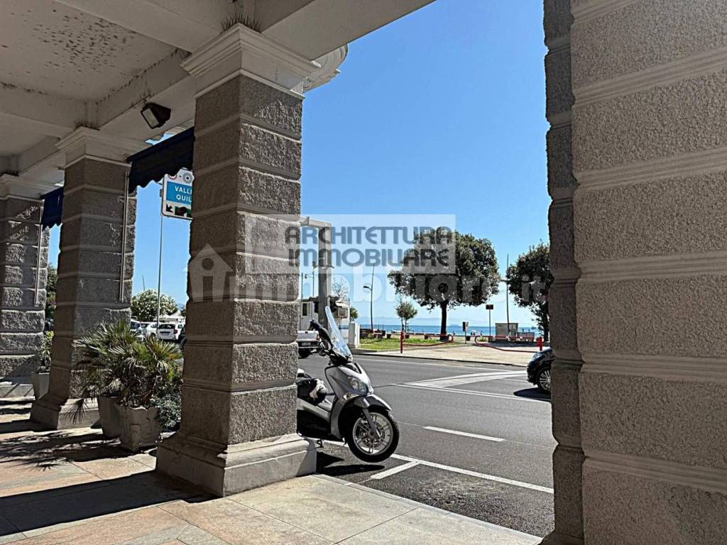Appartamento a Vado ligure in VIA PANCALDO, 5 - Foto 4