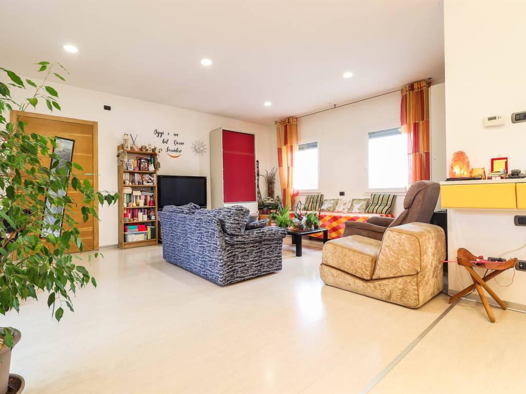 Appartamento a Gruaro in Via Alessandro Manzoni , 4 - Foto 2