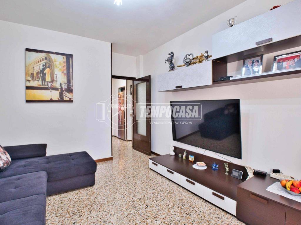 Appartamento a Novara in Via Galileo Galilei - Foto 5