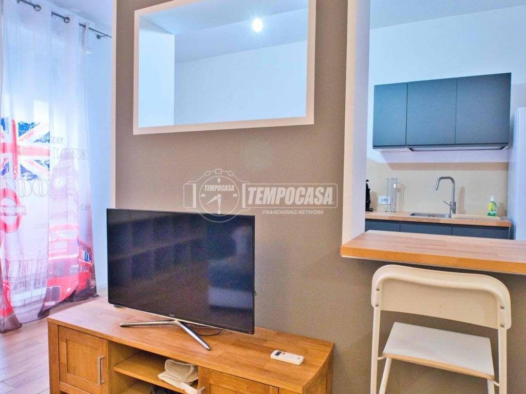 Appartamento a Novara in Via Arturo dell'Oro - Foto 2