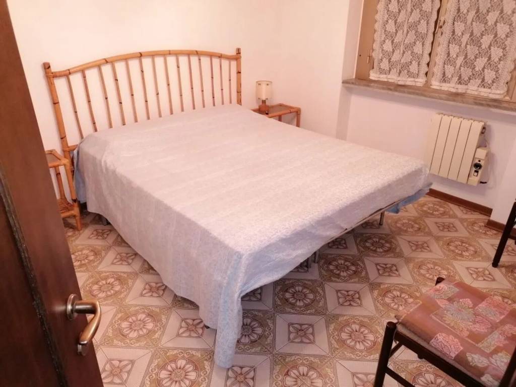 Appartamento a Follonica in Via Lago Di Lugano, 2 - Foto 4