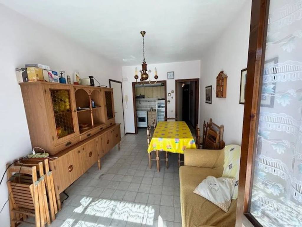 Appartamento a Follonica in Via Lago Maggiore No Number - Foto 2