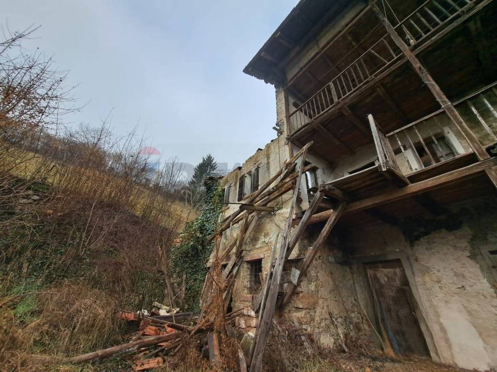 Casa indipendente a Lamon in Via Resenterra, 73 - Foto 5