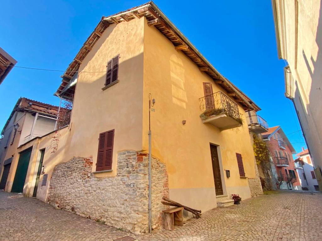 Casa indipendente a Dogliani in Via San Lorenzo, 6 - Foto 5