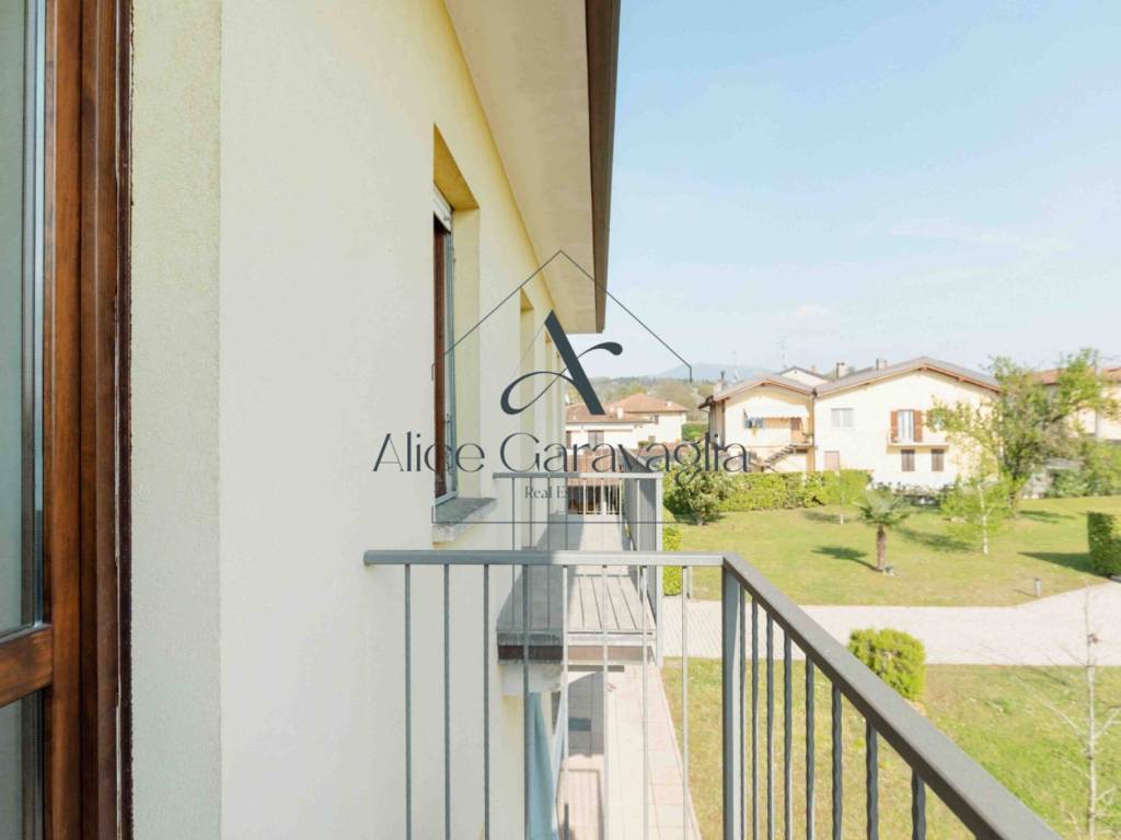 Villa a Monvalle in Via Giacomo Matteotti, 37 - Foto 5