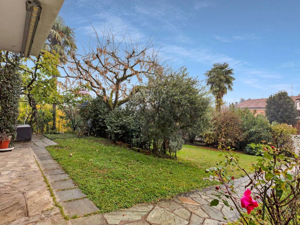 Appartamento a Inverigo in Via Mandresca, 23 - Foto 3