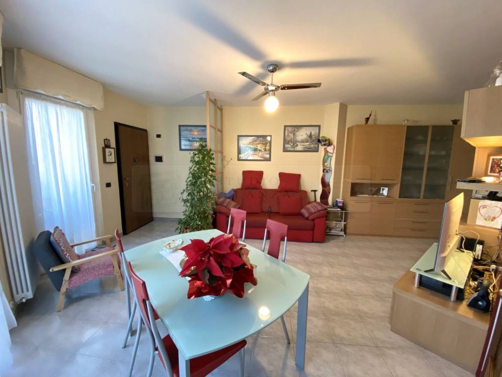 Appartamento a Verbania in Via Arturo Farinelli, 2 - Foto 3