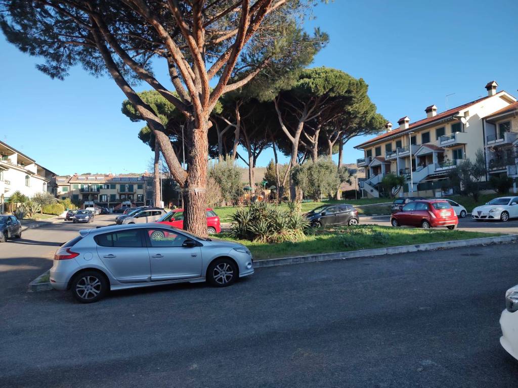 Appartamento a Grottaferrata in Via Carlo Alberto Dalla Chiesa, 37 - Foto 4