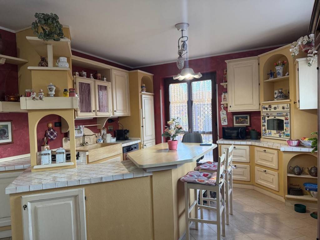 Appartamento a Piossasco in Via Pellice, 16 - Foto 2