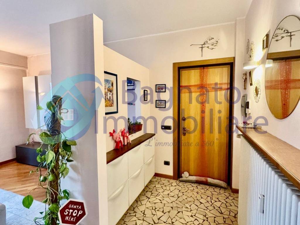 Appartamento a Novara in Viale Papa Giovanni XXIII, 30 - Foto 4