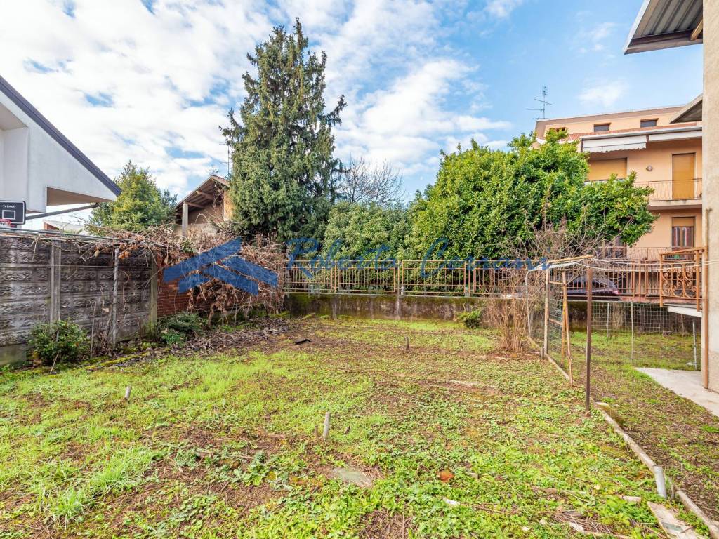 Villa a Saronno in Via Antonio Gramsci, 8 - Foto 3
