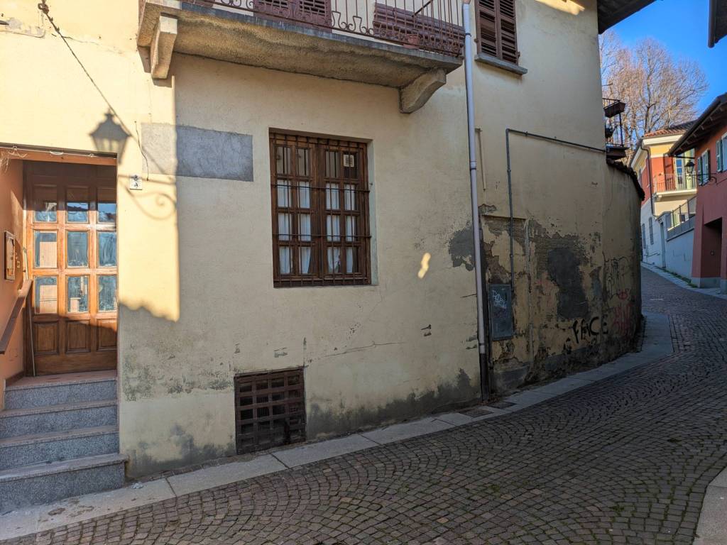 Casa indipendente a Chieri in Vicolo del Gallo, 3 - Foto 2