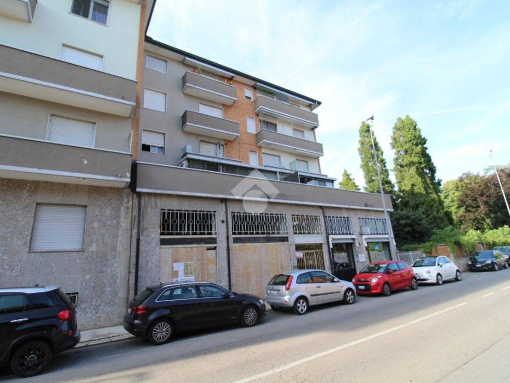 Appartamento a Magenta in Via G. Casati, 49 - Foto 2