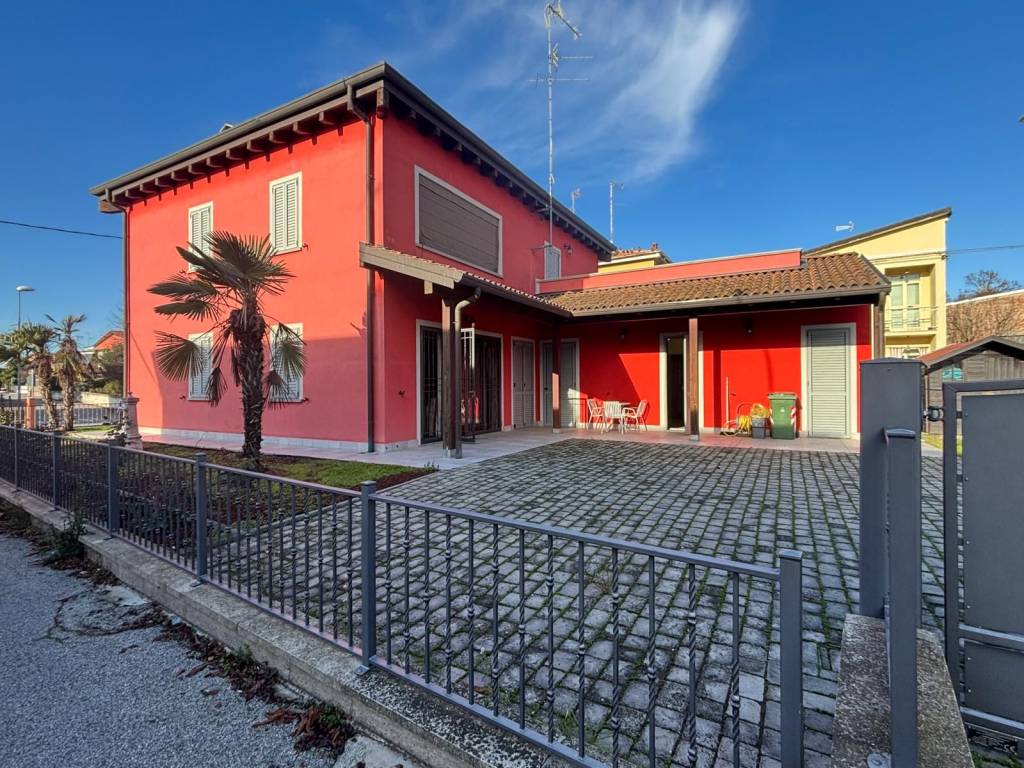 Villa a Terre del reno in Via Risorgimento, 72 - Foto 4