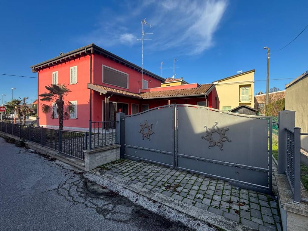 Villa a Terre del reno in Via Risorgimento, 72 - Foto 5