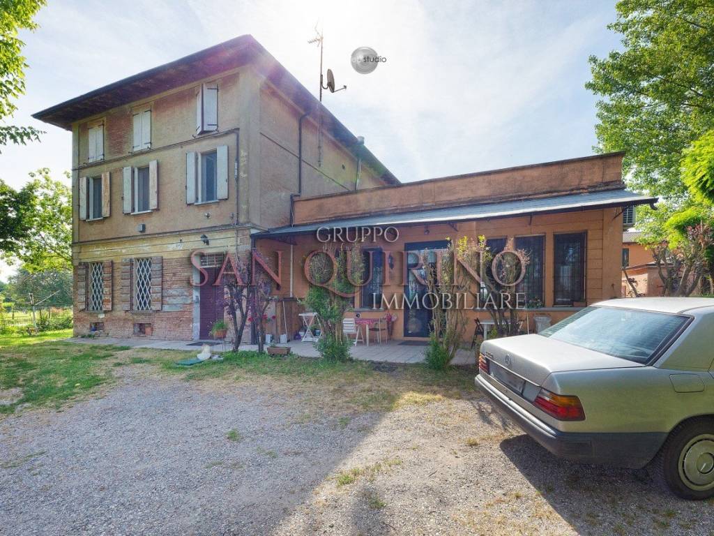 Villa a Fabbrico in via Motta, 16 - Foto 3