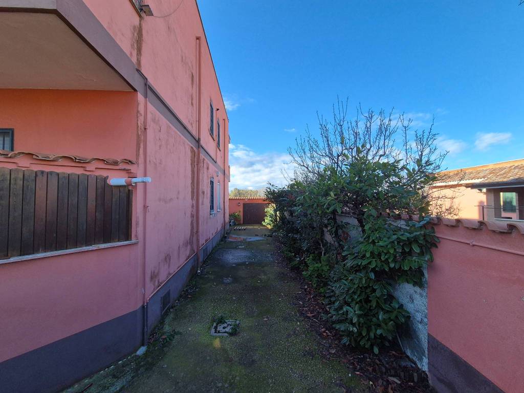 Appartamento a Fiumicino in Via Silvio Angelucci - Foto 3