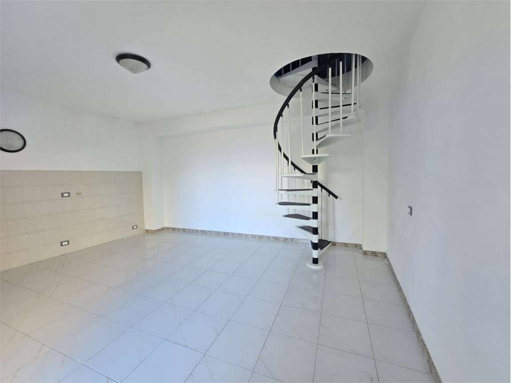 Casa indipendente a Borgia in via coriolano, 12 - Foto 2