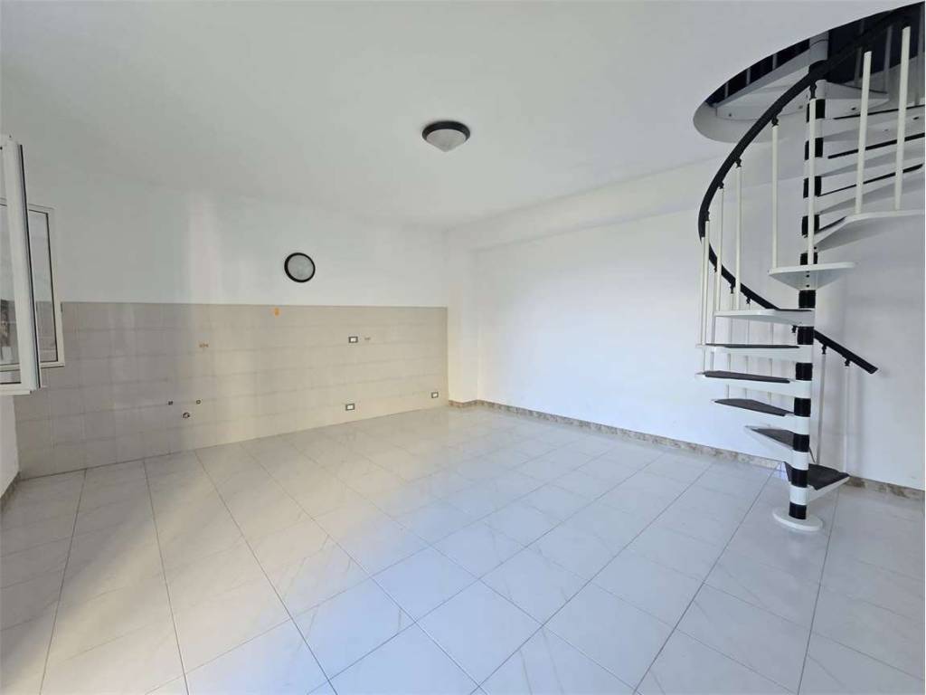 Casa indipendente a Borgia in via coriolano, 12 - Foto 3