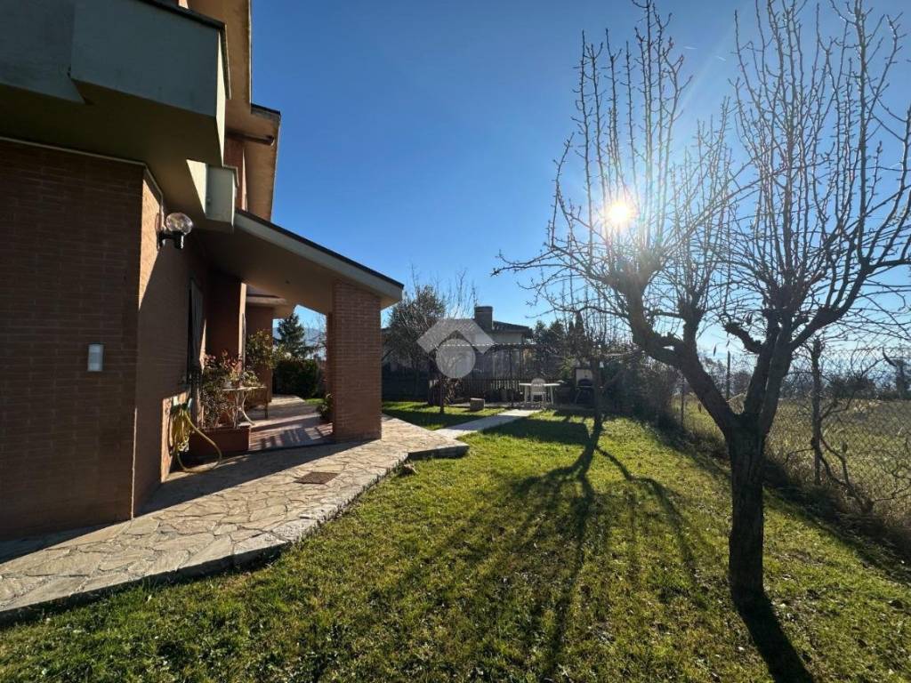 Villa a Montecastrilli in Via G. Puccini, 9 - Foto 2