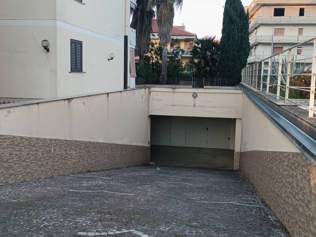 Box / garage a San nicola la strada in Via Fuga, 49 - Foto 4