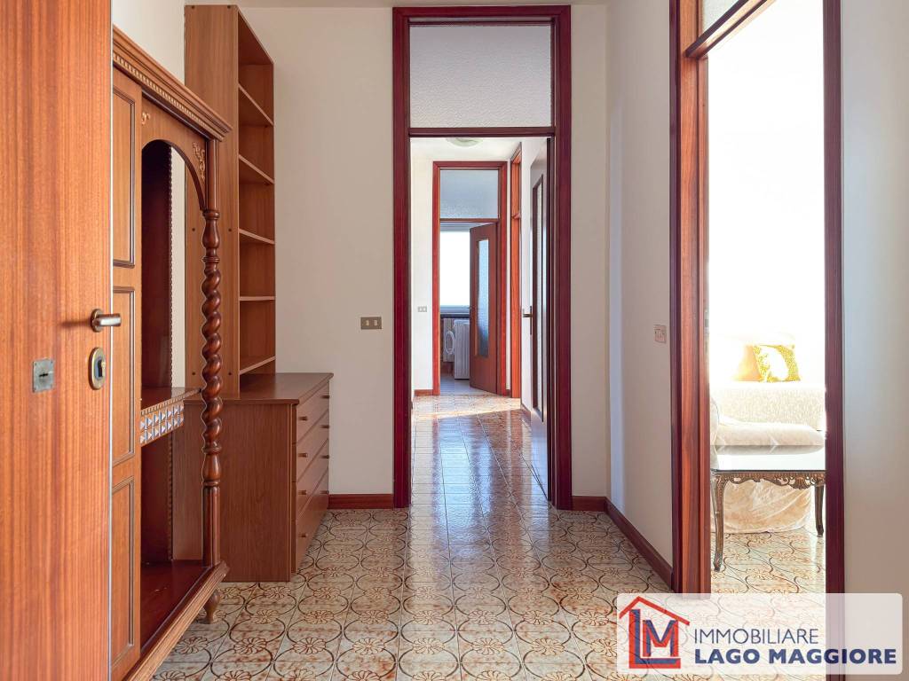 Appartamento a Angera in Via Cavalieri di Vittorio Veneto - Foto 3