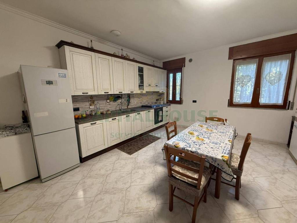 Casa indipendente a Montoro in Via Municipio - Foto 3