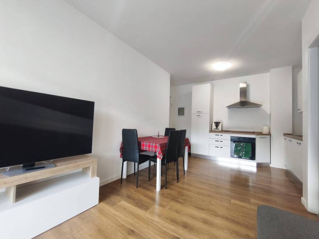 Appartamento a Clusone in via Mazzini, 41 - Foto 2