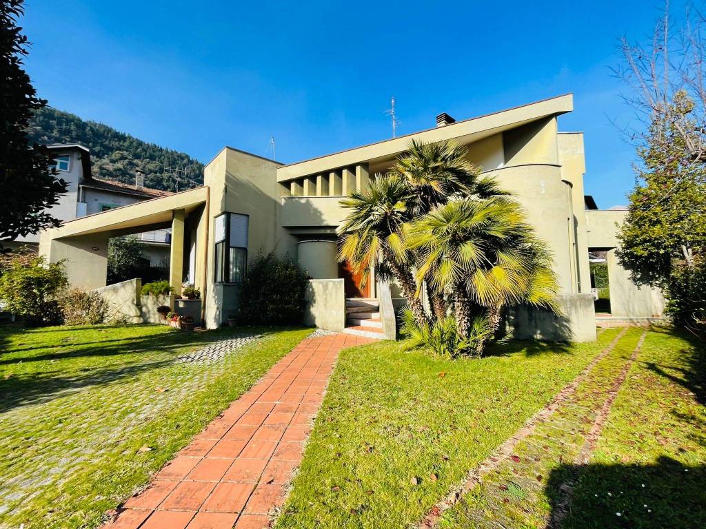 Villa a Sora in Via Giuseppe della Monica - Foto 2