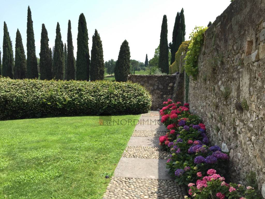 Appartamento a Polpenazze del garda in Via Angelo Omodeo, 2 - Foto 4