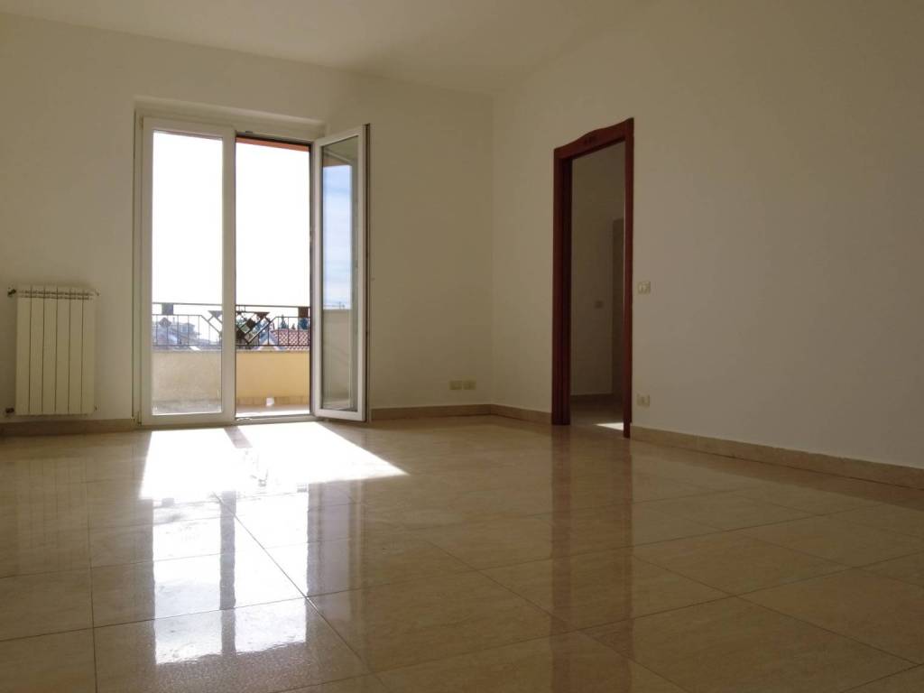 Appartamento a Siderno in Via Circonvallazione Nord, 171 - Foto 2