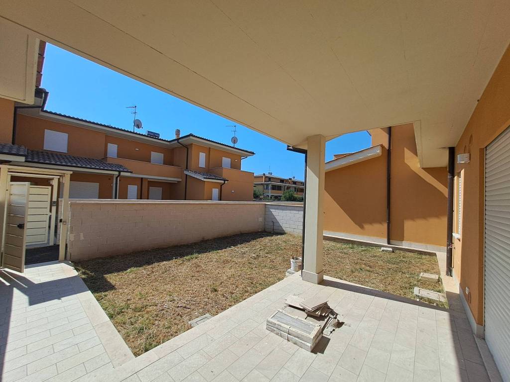 Villa a Fiumicino in Via dei Falconieri - Foto 3