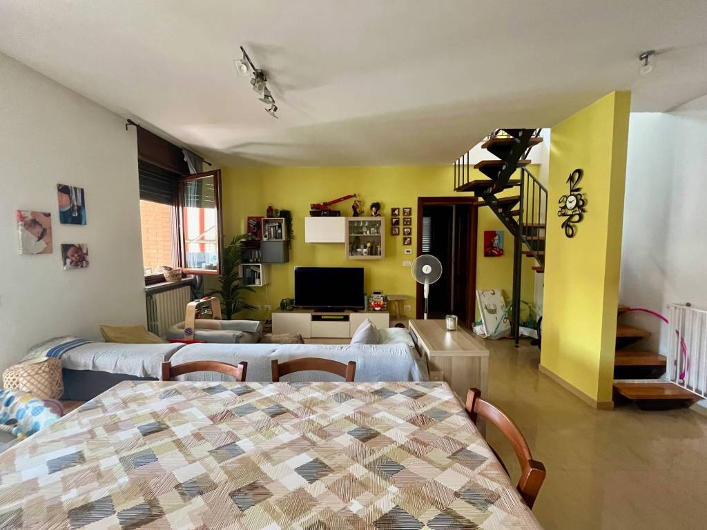 Appartamento a Carmagnola in Via Bricherasio, 14 - Foto 4