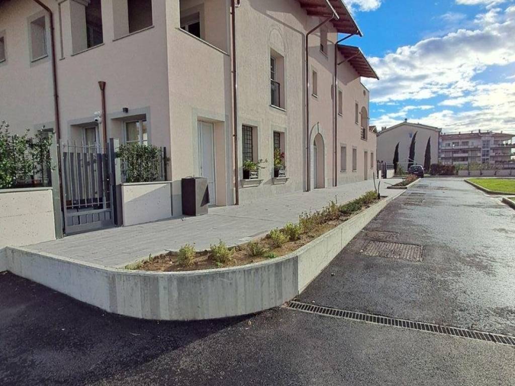 Appartamento a Montemurlo in Via Barzano - Foto 2