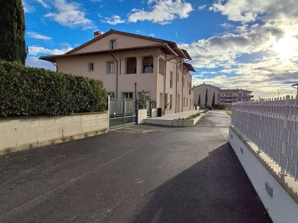 Appartamento a Montemurlo in Via Barzano - Foto 5