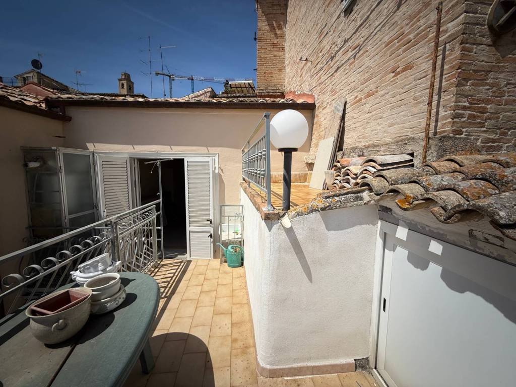 Appartamento a Fermo in Via Don Giovanni Minzoni - Foto 3