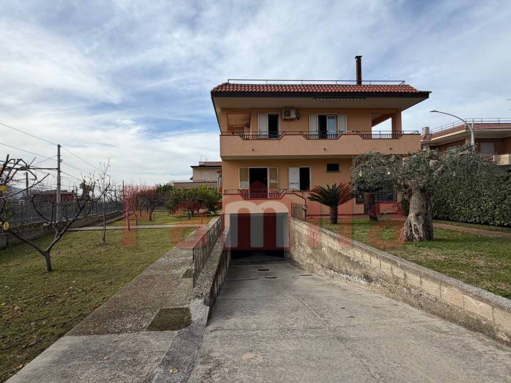 Villa a Avella in Via Giordano Bruno - Foto 2