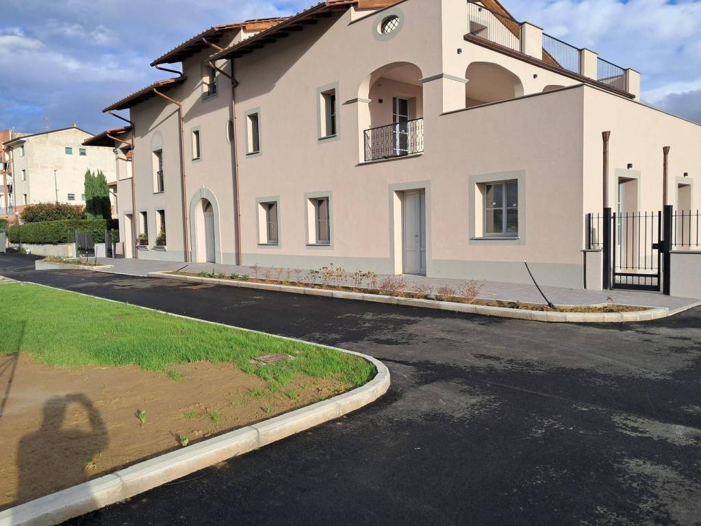 Appartamento a Montemurlo in Via Barzano - Foto 4