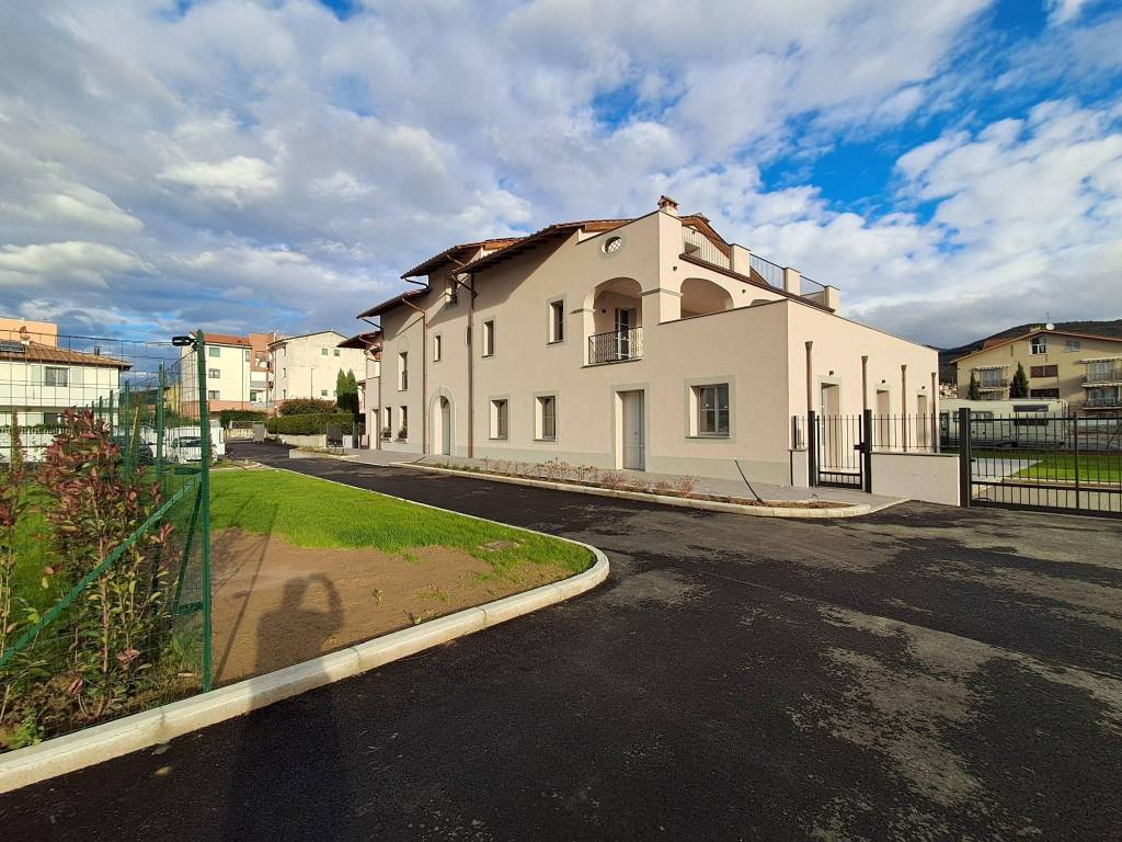 Appartamento a Montemurlo in Via Barzano - Foto 5