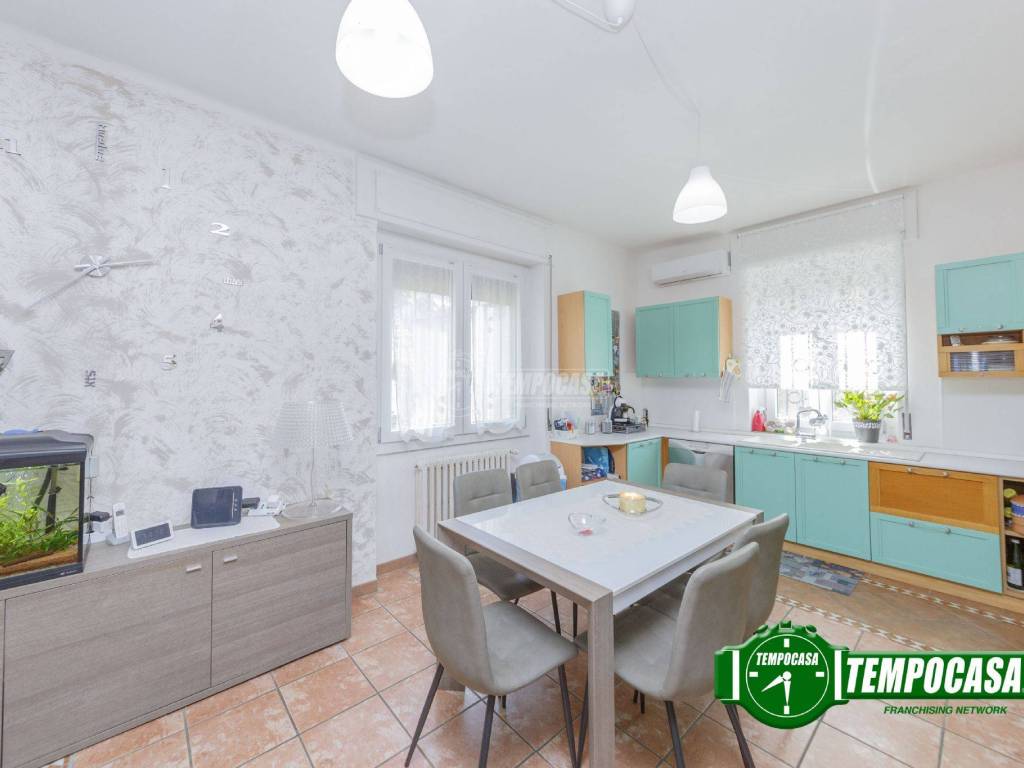 Appartamento a Cava manara in Via Mazzini - Foto 2