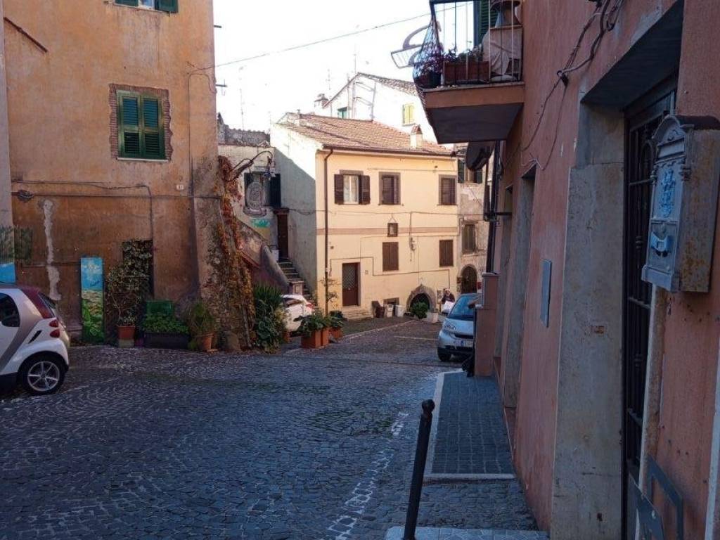 Immobile a Genzano di roma in Via Ettore Ronconi, 4 - Foto 5