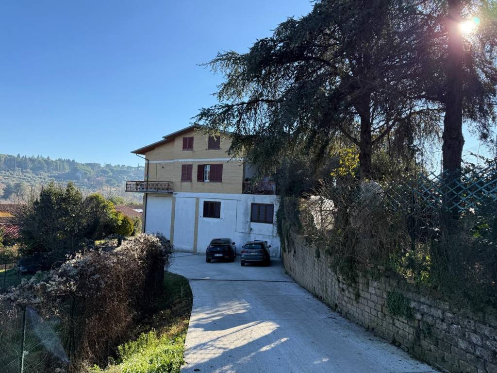 Villa a Perugia in Strada del Borghetto - Foto 2